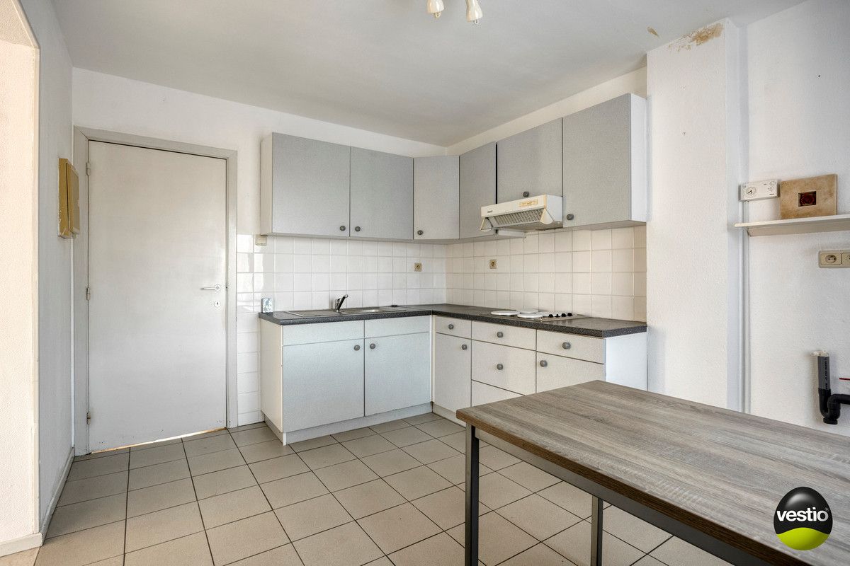 RUSTIG GELEGEN RUIME HALFVRIJSTAANDE WONING MET GROTE TUIN OP 22A49CA TE HOESELT. foto 21