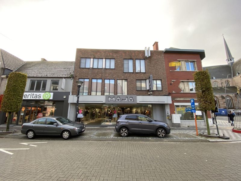 Handelspand TOPLOCATIE CENTRUM GEEL (+-400m²) foto {{pictureIndex}}