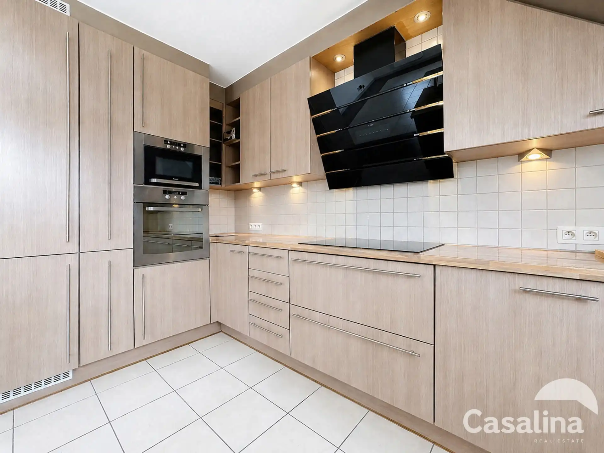 Zuidgericht appartement met 2 slaapkamers, terras en 2 Park. foto 7