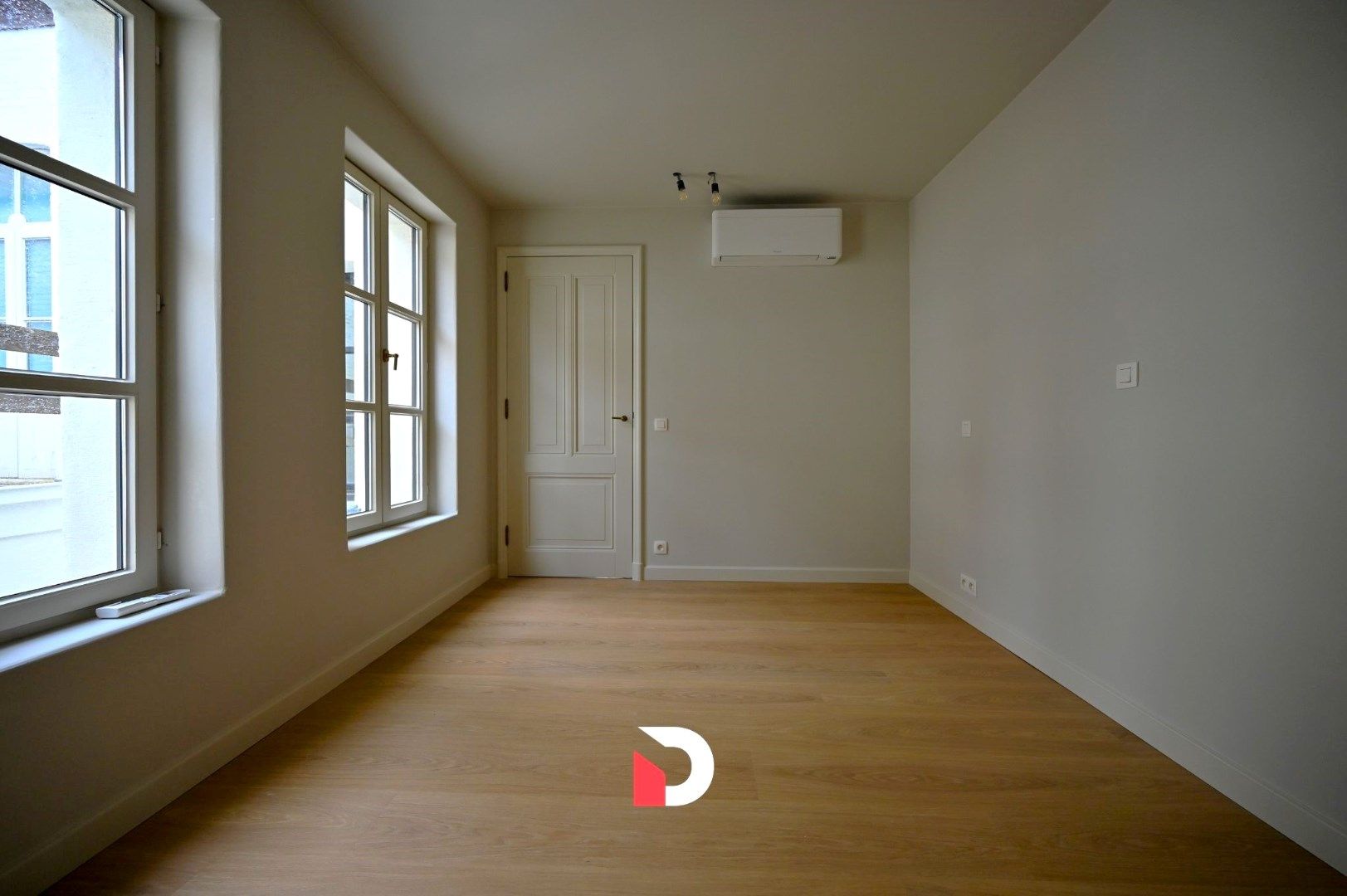 Luxueus gerenoveerde stadswoning in centrum Brugge foto 21
