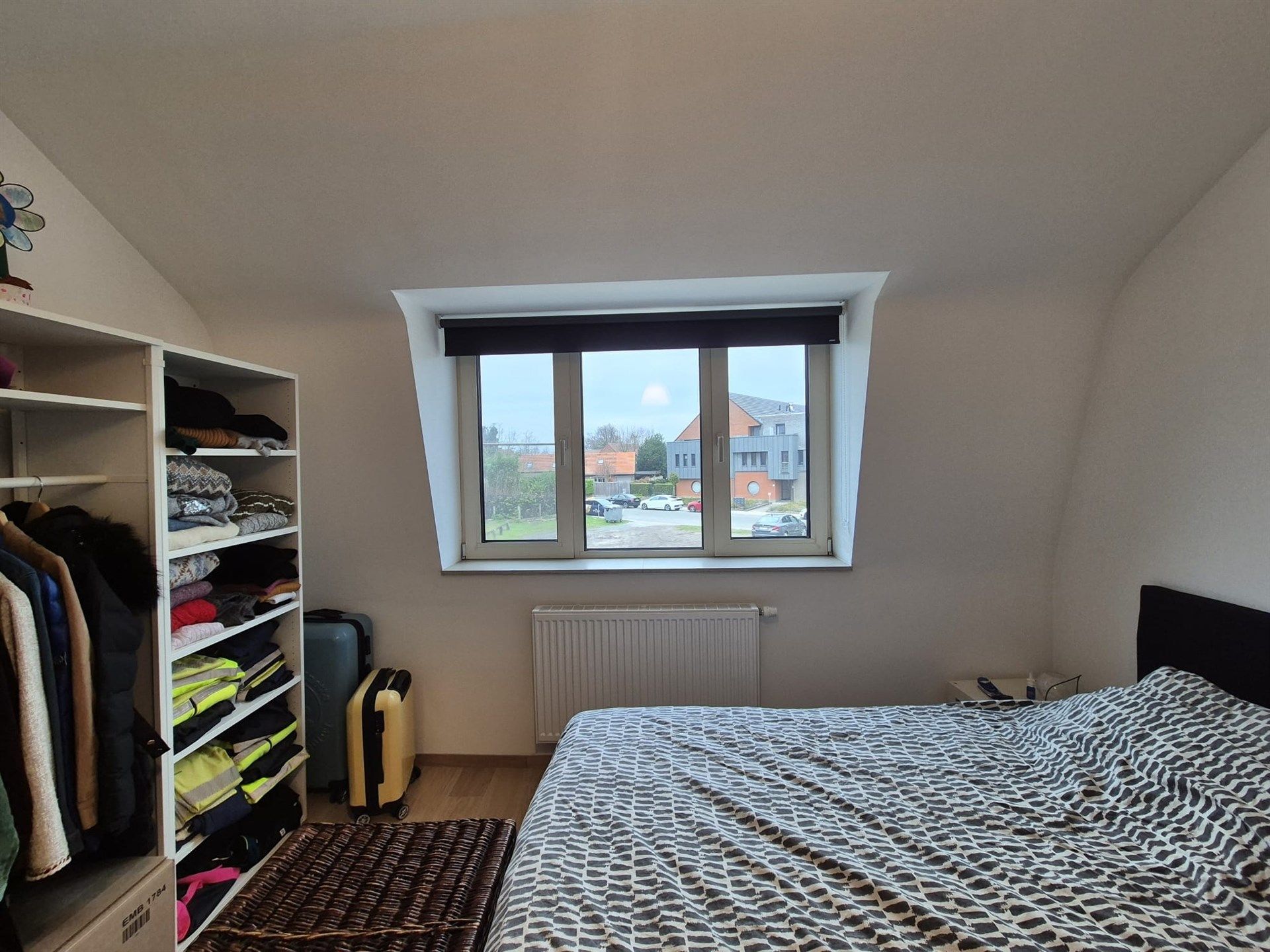 Gerenoveerde knusse rijwoning met tuin.  foto 16