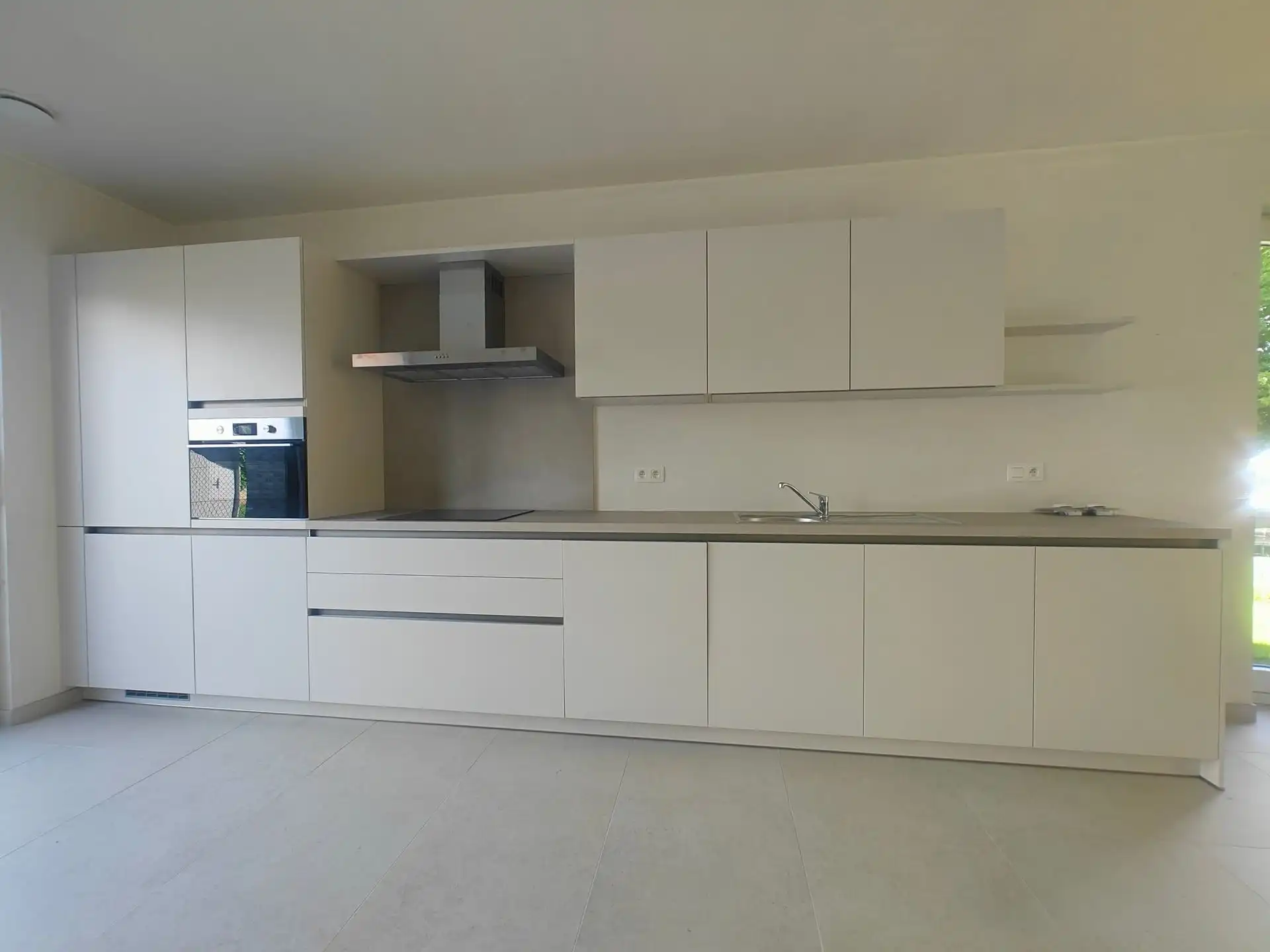 Instapklare nieuwbouwwoning met 3 slaapkamers in een rustige, kindvriendelijke buurt van Maasmechelen.  foto 9