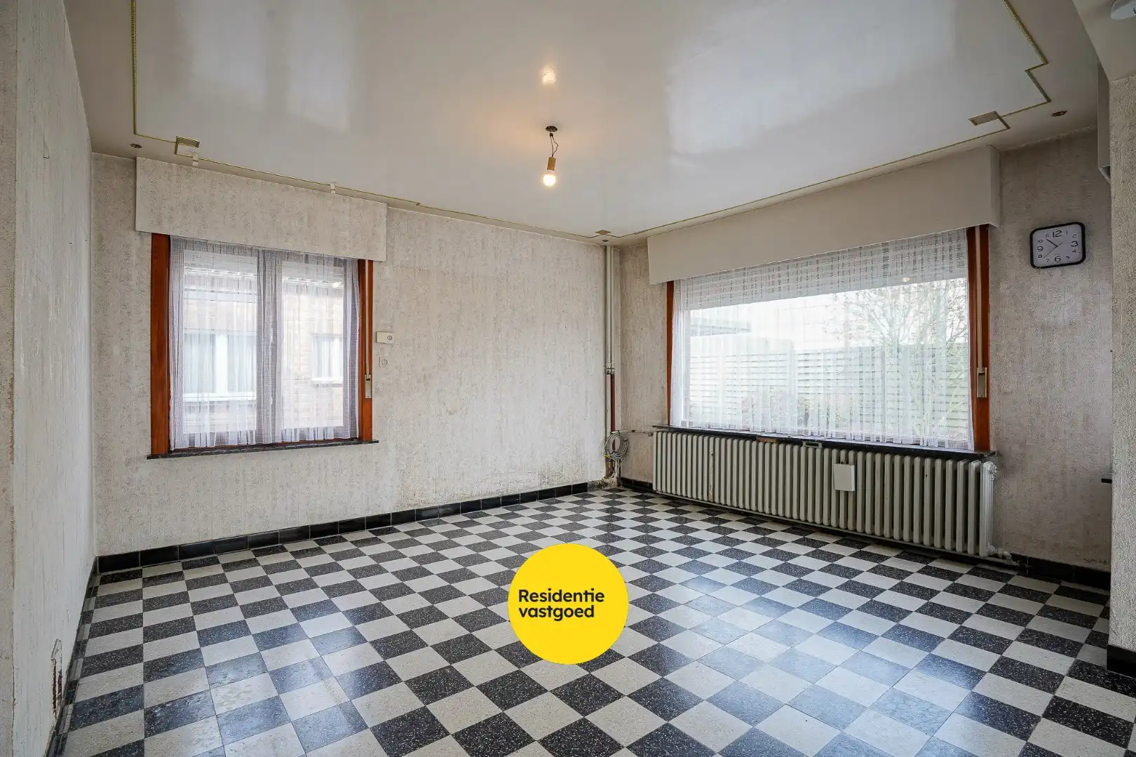 Te renoveren half-open bebouwing in Zerkegem foto 7