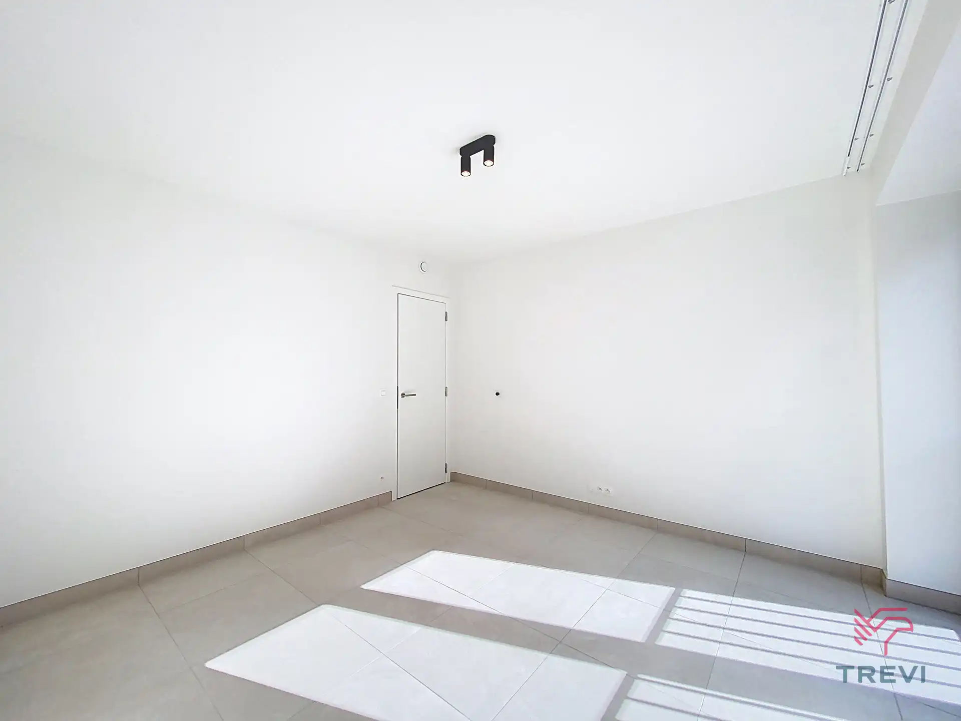 Nieuw appartement met 1 slaapkamer en terras  foto 9