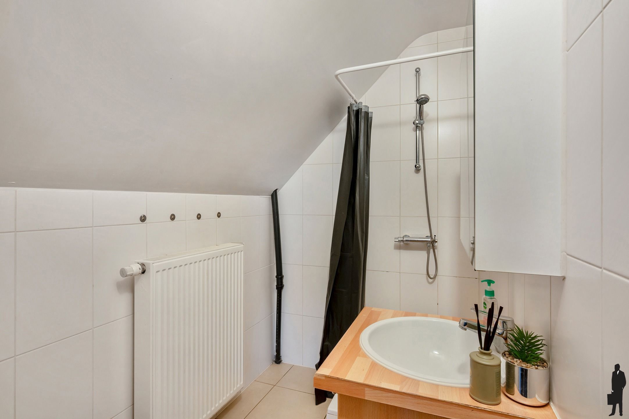 Ruim bemeten woning op centrale locatie! foto 16