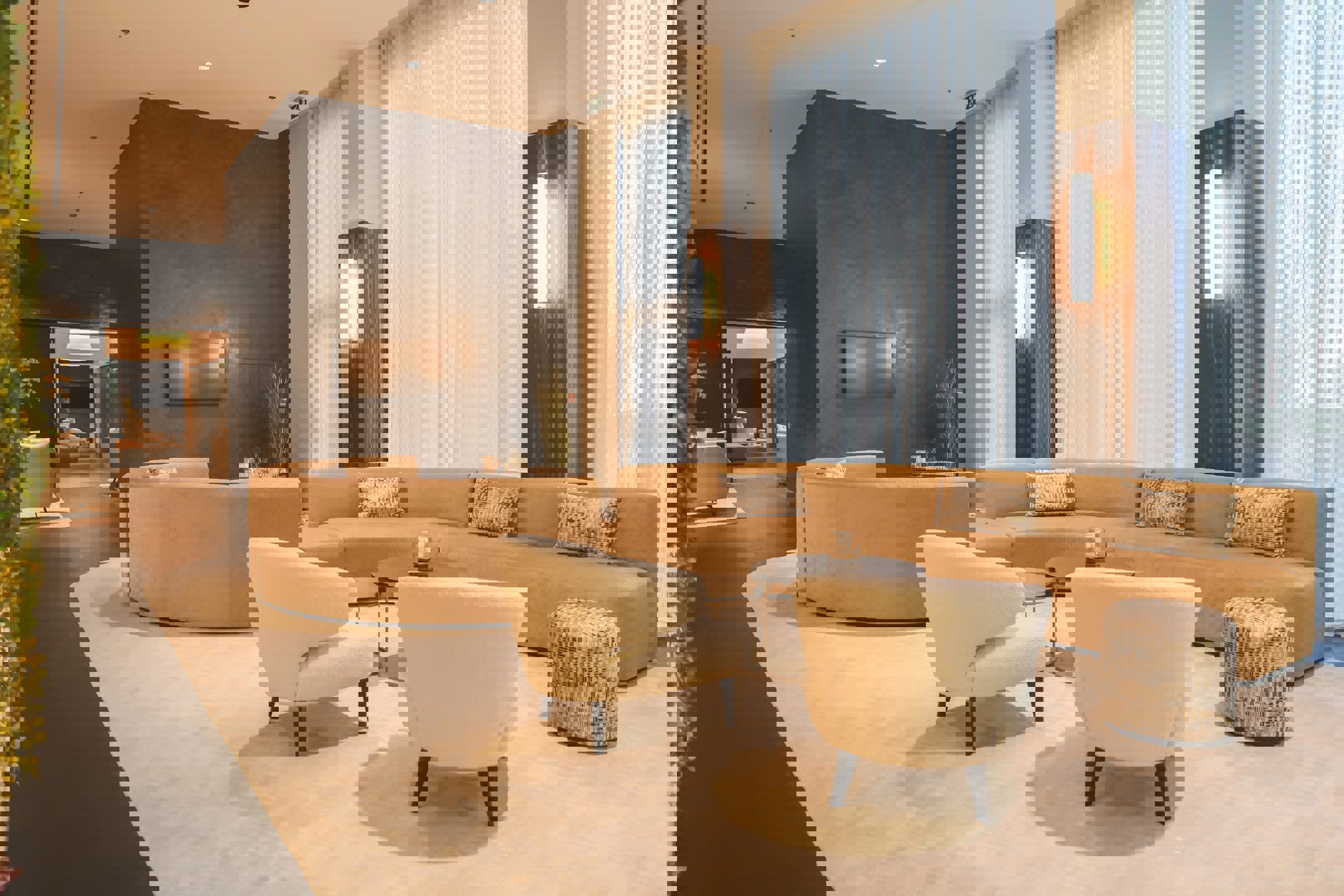 Ruim en Licht Kantoor met Uitzicht op de E313 foto 5