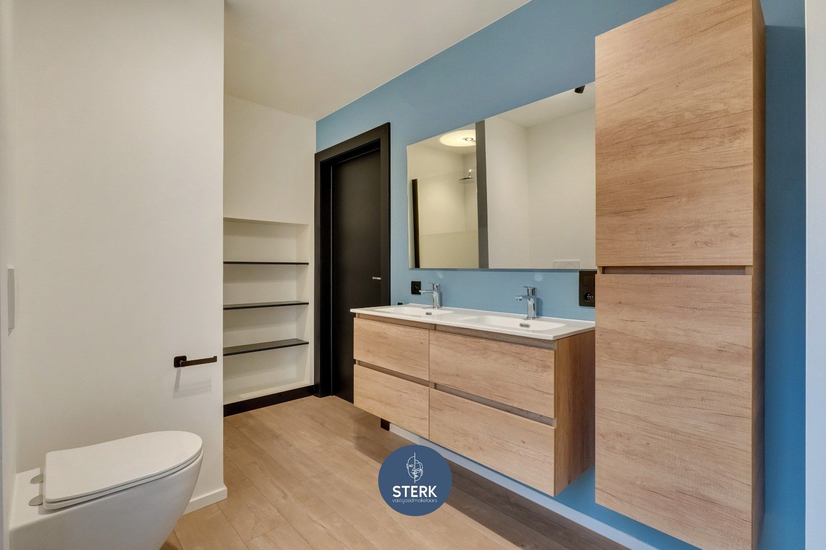 GELIJKVLOERS 1 SLPK-APPARTEMENT MET TUIN IN ZUTENDAAL !  foto 10