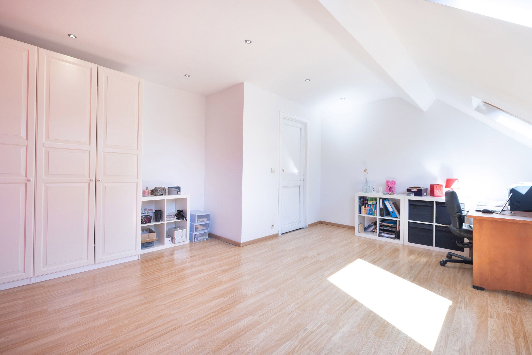 Charmant huis met 5 slaapkamers van ± 200 m² foto 22