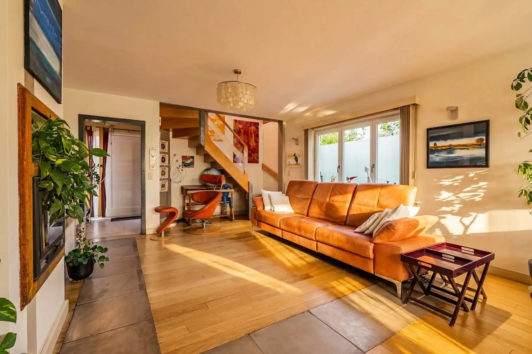 Goed gelegen villa met zonnige tuin foto 4