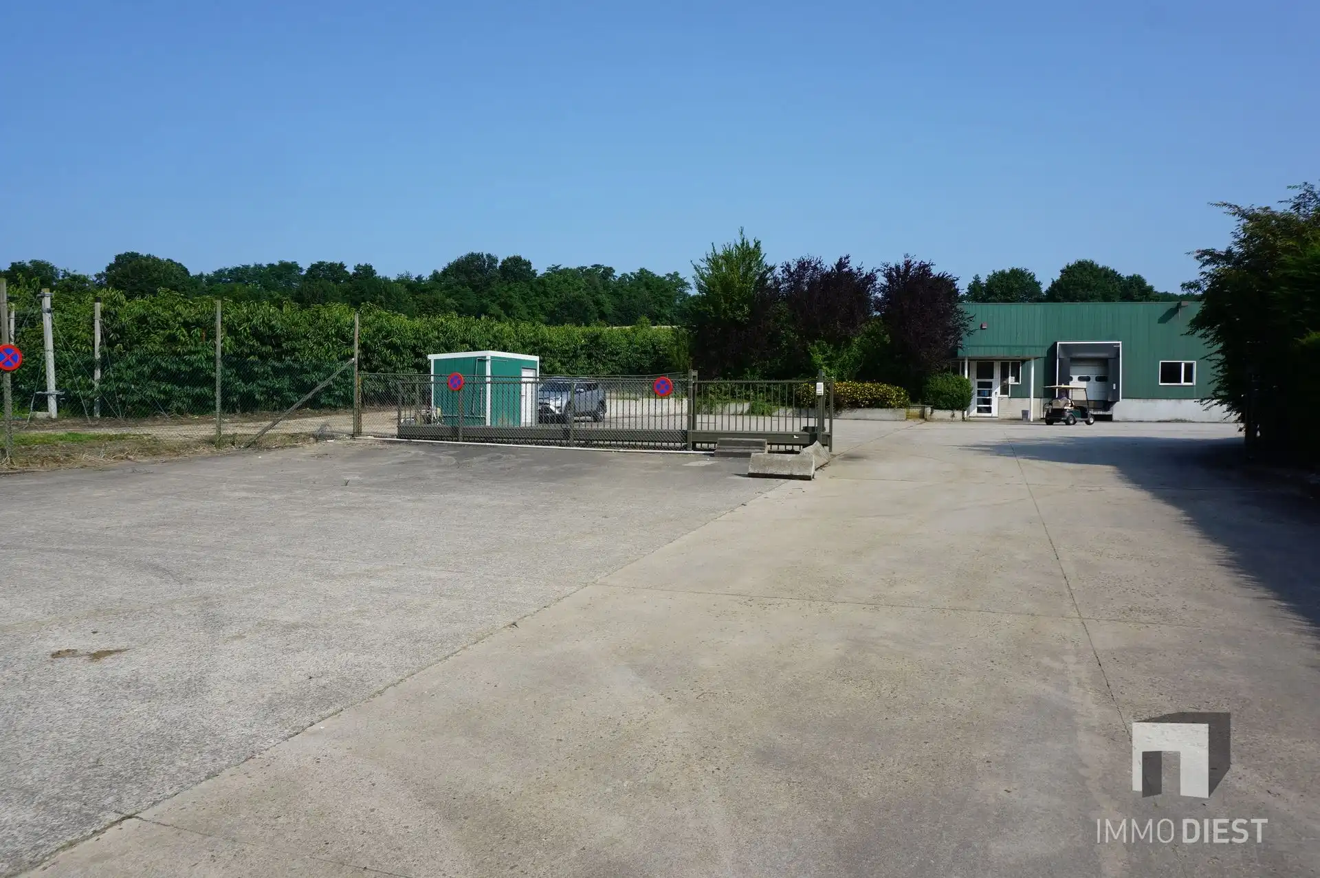 1500 M² GEKOELDE OPSLAG MET BURELEN  foto 5