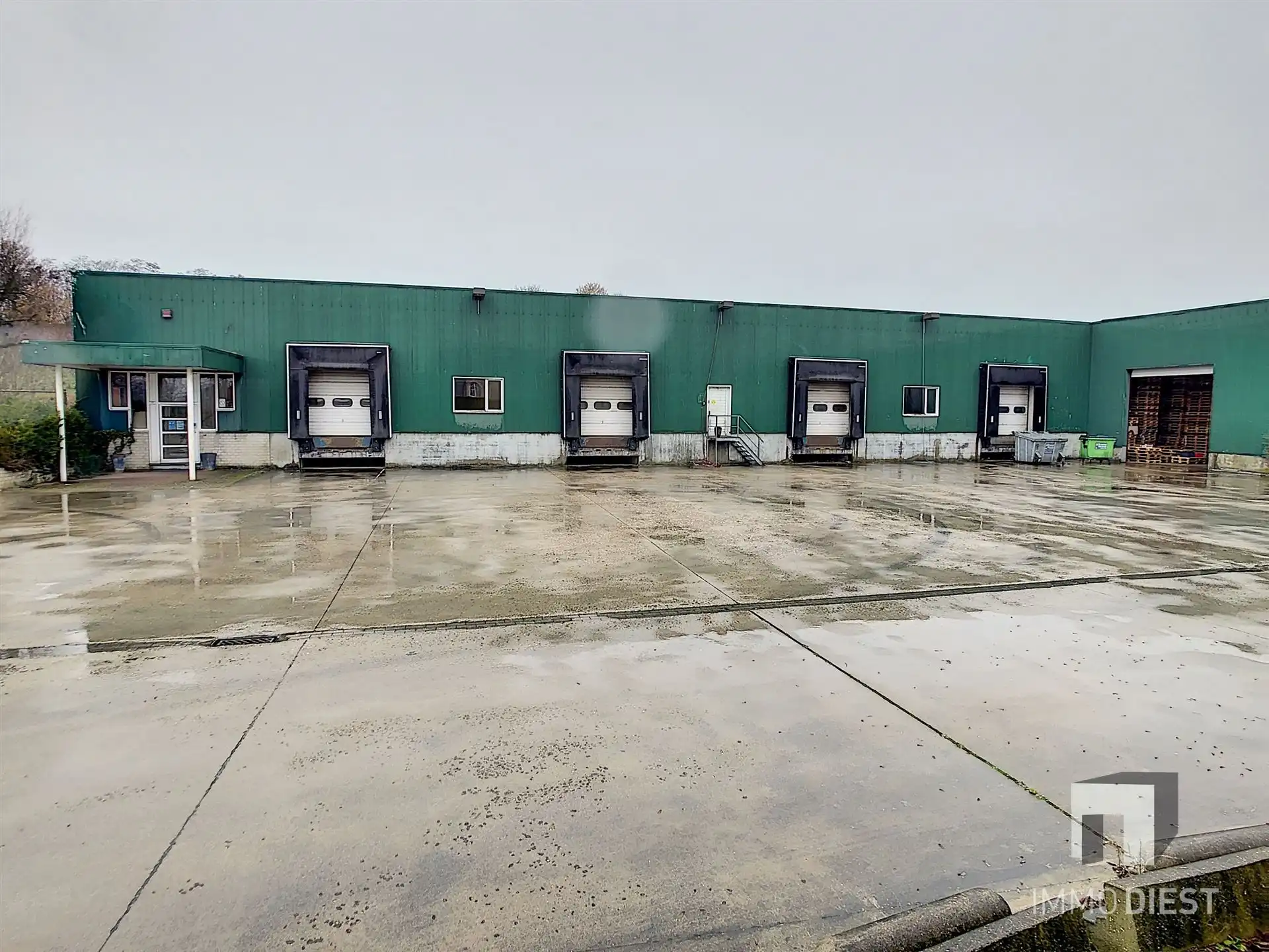 1500 M² GEKOELDE OPSLAG MET BURELEN  foto 5