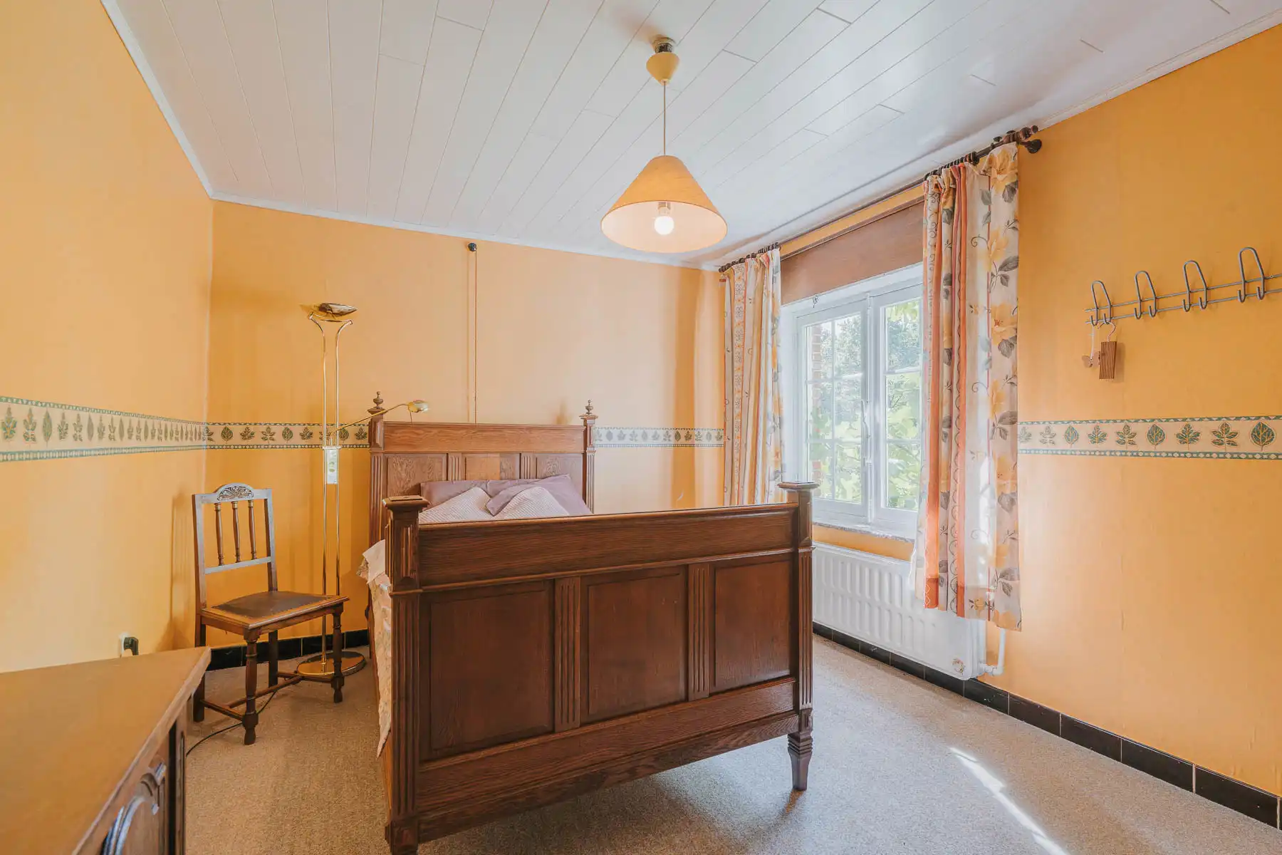 Idyllische hoeve op 1hA grond vol potentieel foto 18