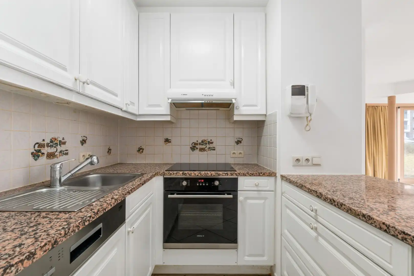 Gelijkvloers appartement met 2 slaapkamers en zeezicht  foto 7