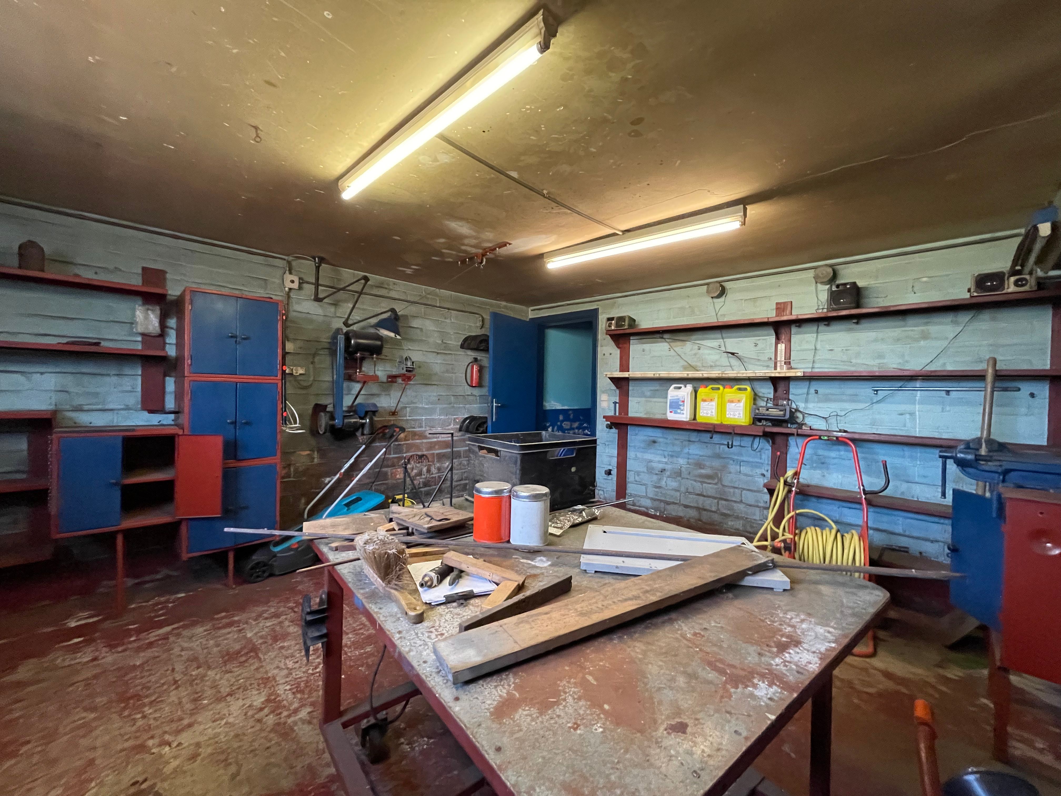 Woning met 3 slpks, ruime tuin foto 25