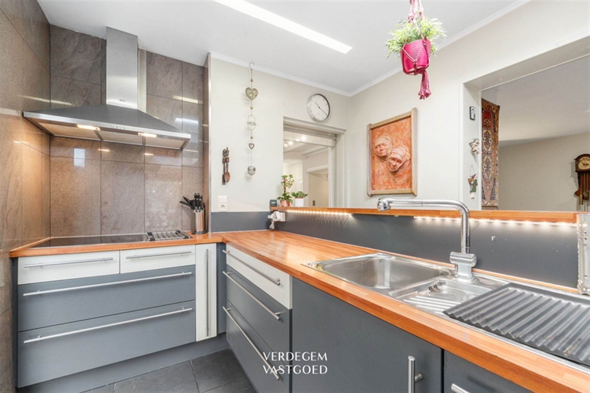 Ultra-gezellige woning met 3 slaapkamers, garage en geniettuin foto 11