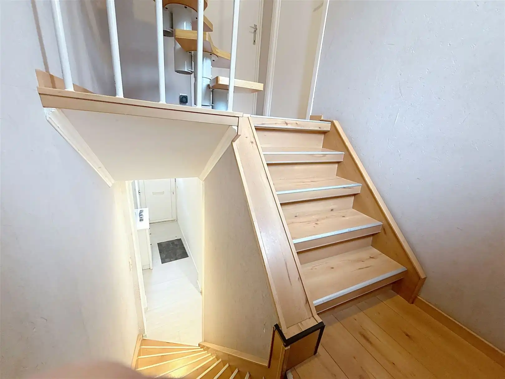 Stadswoning met terras, 3 skpks, nabij station foto 15