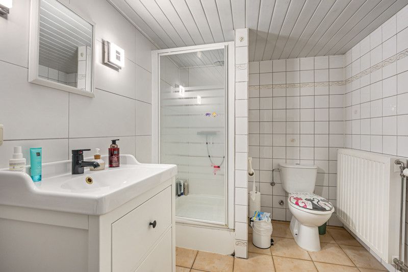 Zeer goed en rustig gelegen, instapklare woning met tuin foto 13