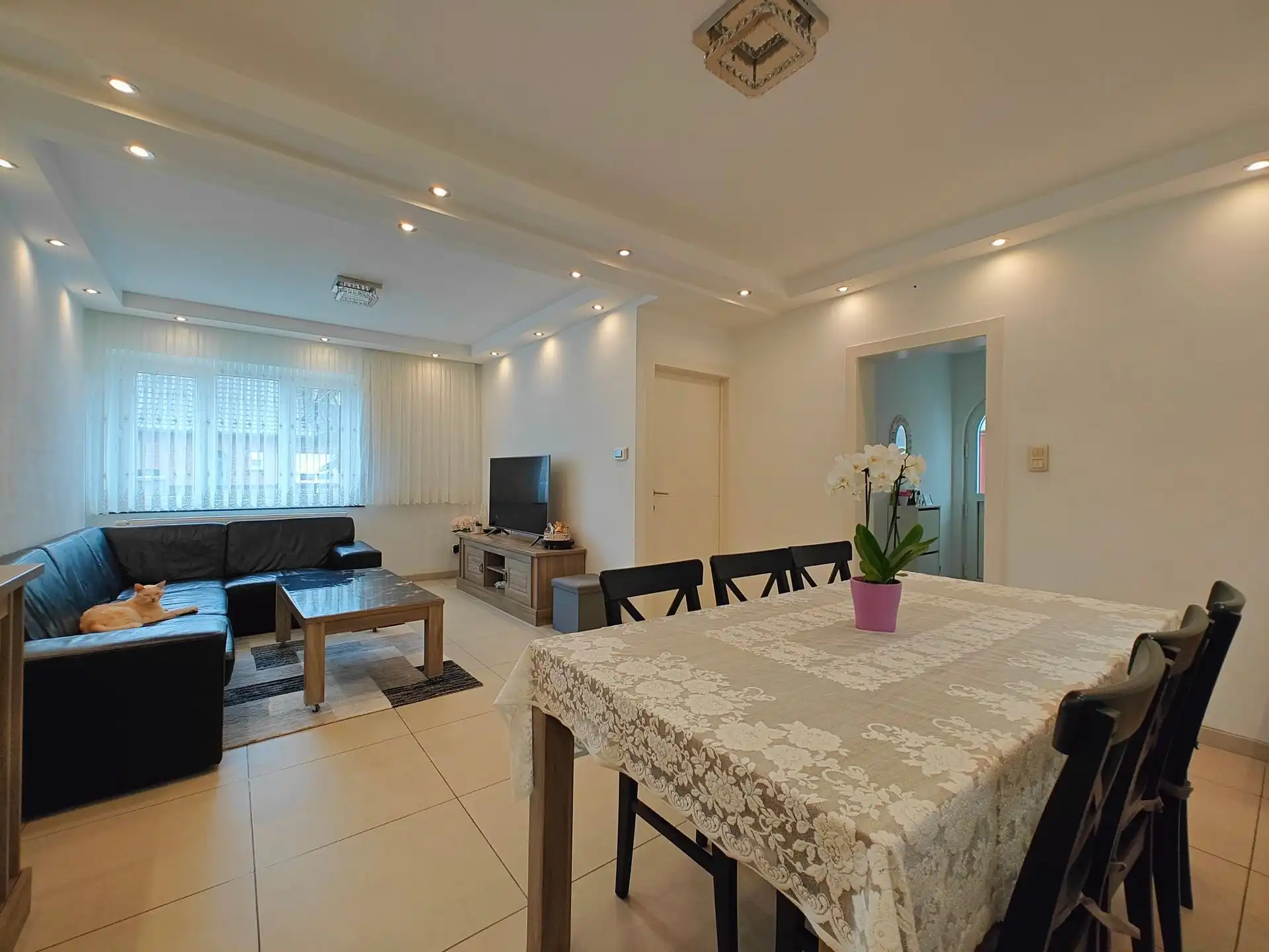 Instapklare woning met 3 slaapkamers  foto 12