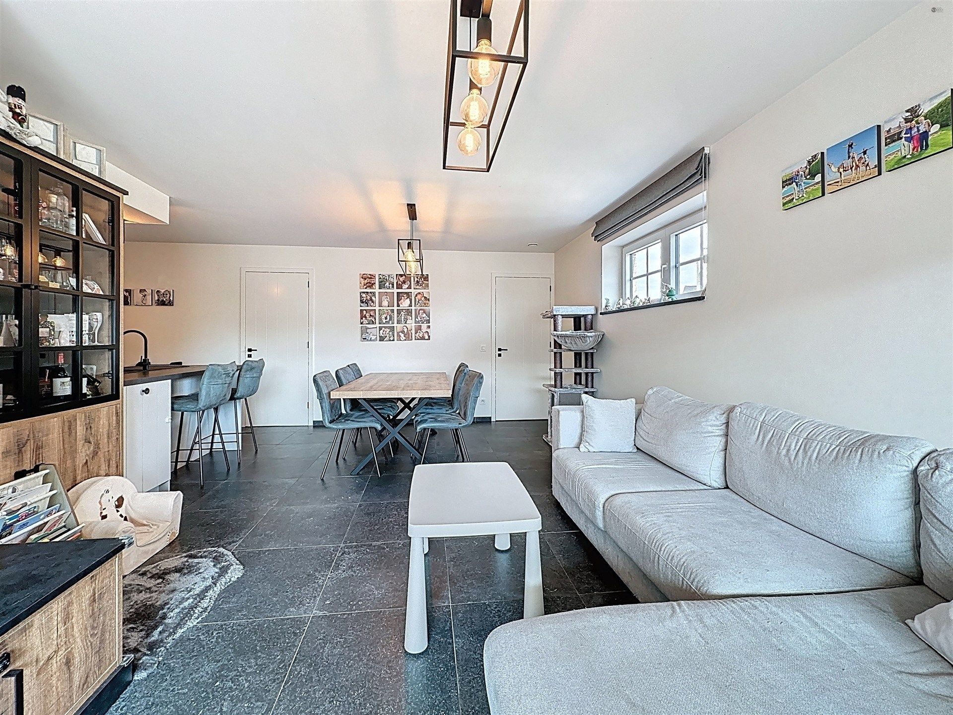 BEN nieuwbouwappartement met 2 slaapkamers, privatieve autostaanplaats en fietsenberging op toplocatie foto 5