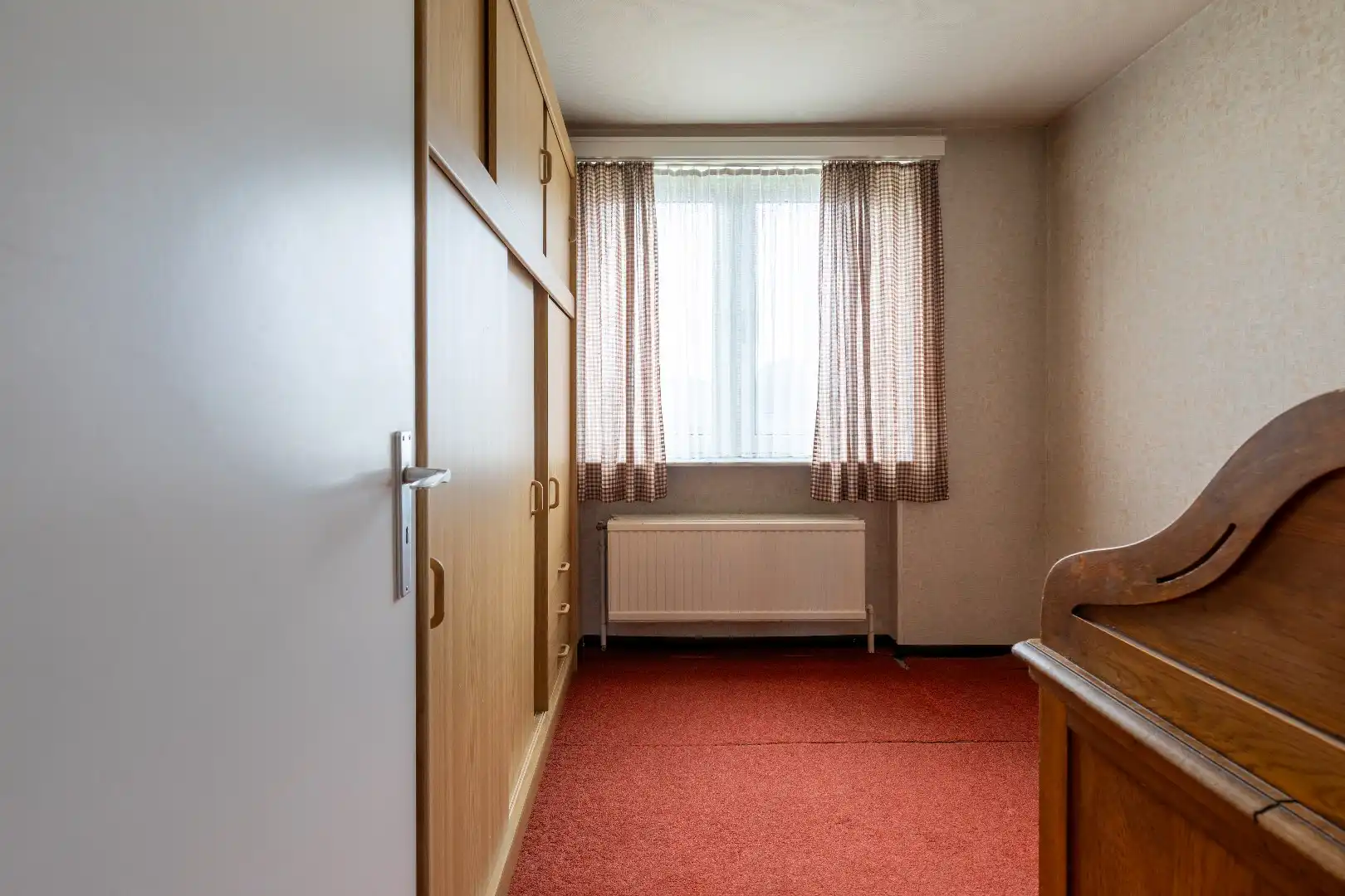 Halfopen woning met 3 slaapkamers, garage en tuin in Sint-Michiels foto 9