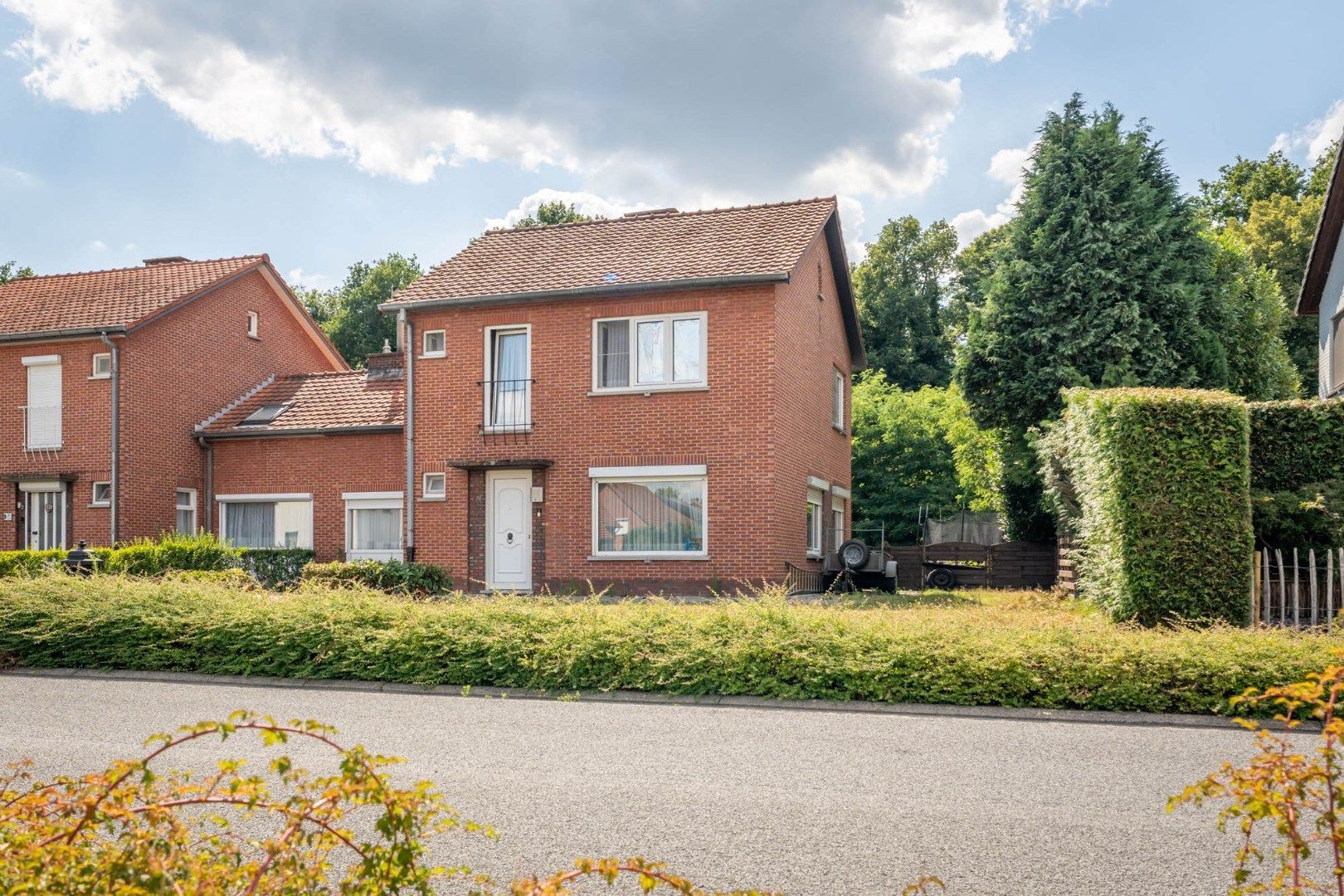 Comfortabele, halfvrijstaande woning op perceel van 7a19ca, rustige ligging! foto 24