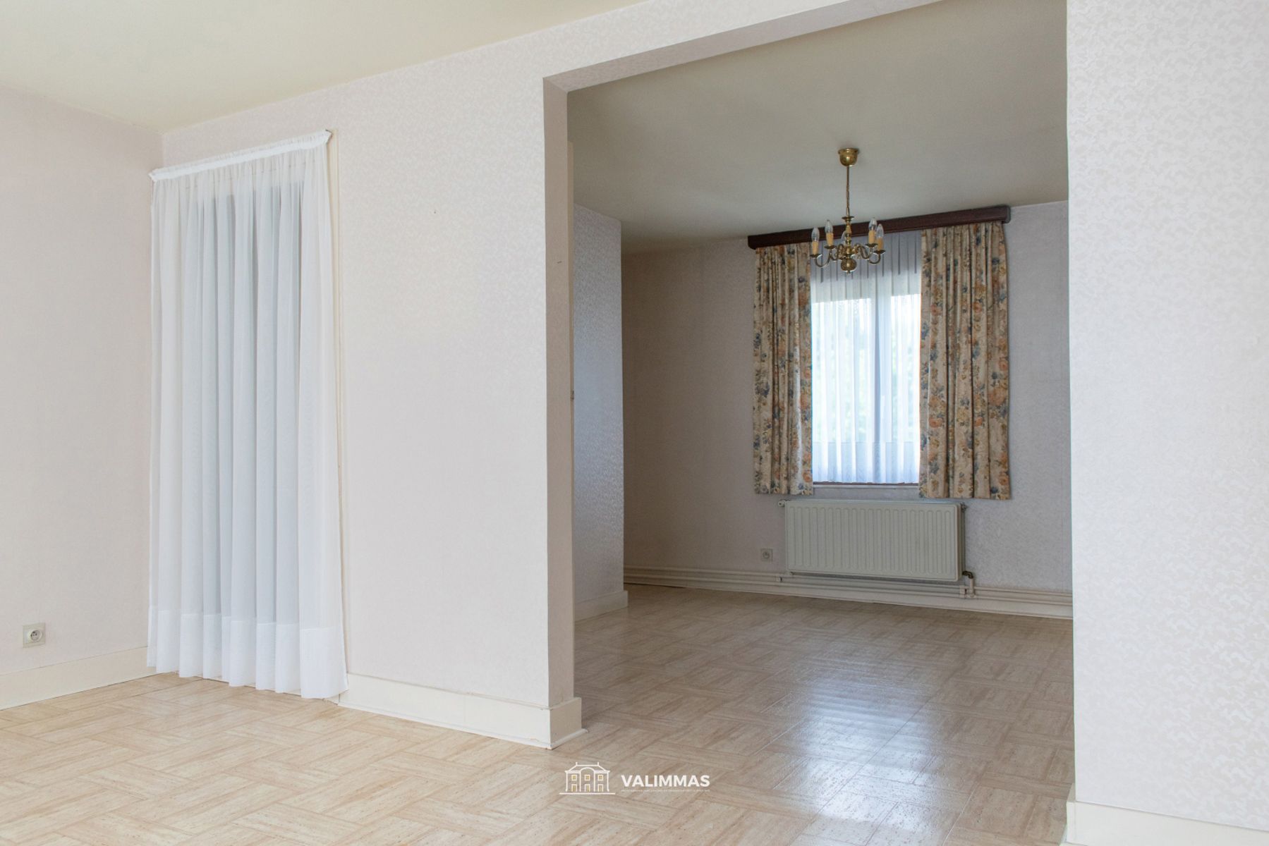 Verzorgde en welgelegen rijwoning met garage en tuintje... foto 12