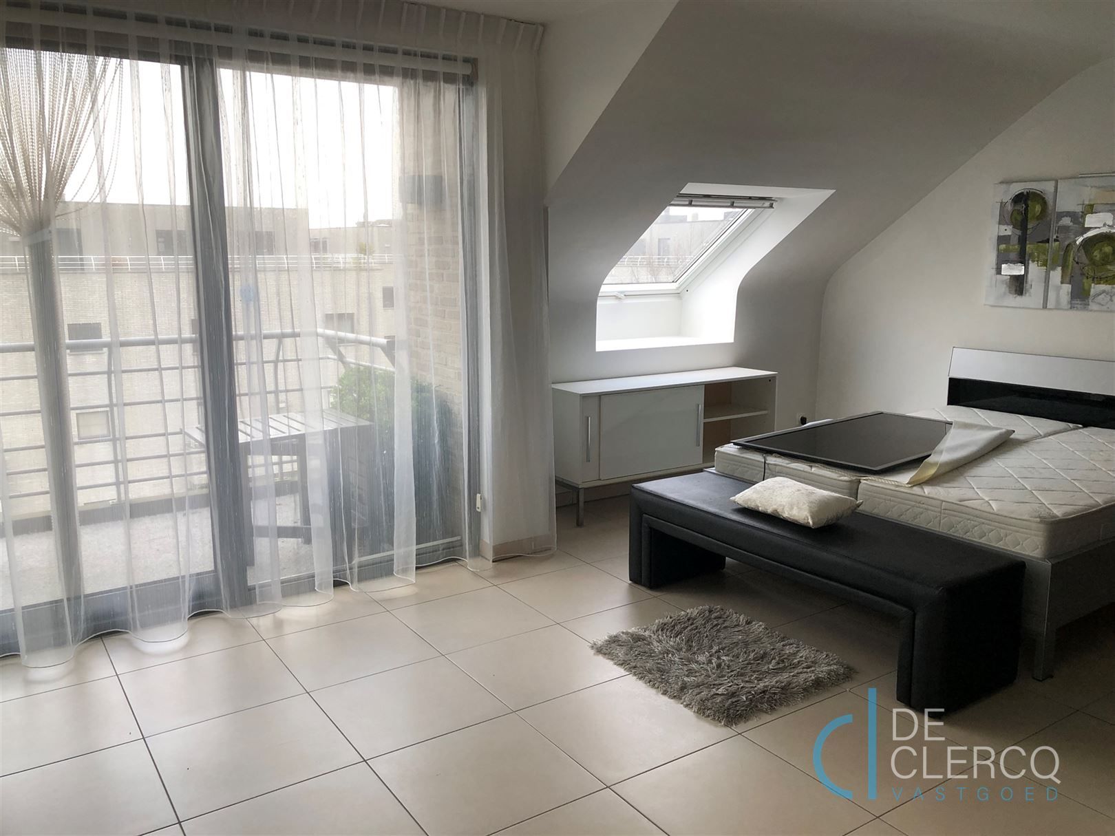Zeer ruim appartement met garage TE HUUR in het centrum van Lochristi! foto 26