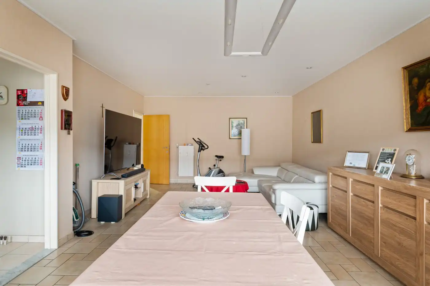 Gezellig app. op 1e verd. met 2 slpk., terras en garage foto 8