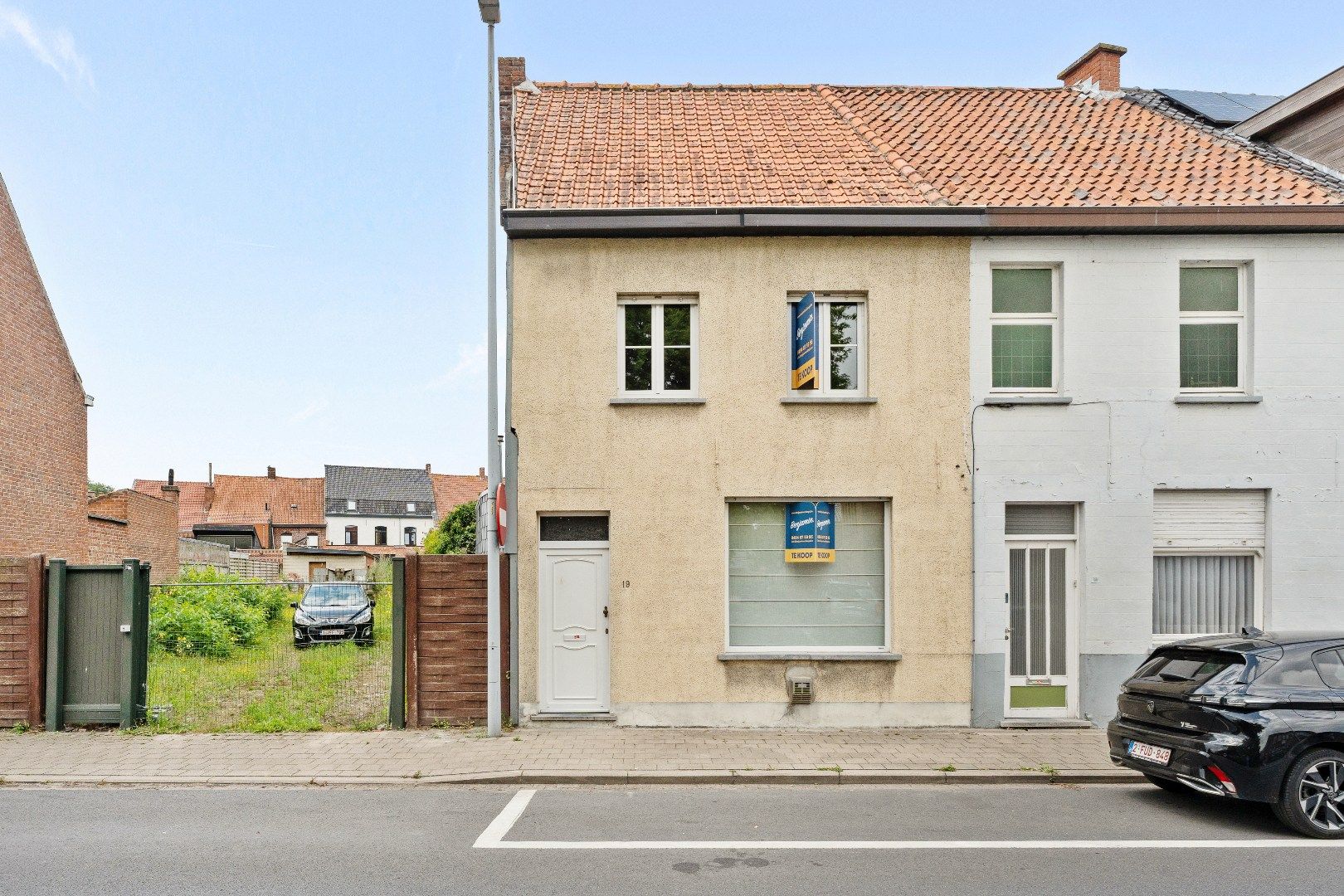Hoofdfoto van de publicatie: Woning met 3 slaapkamers en zonnige tuin in Ledegem