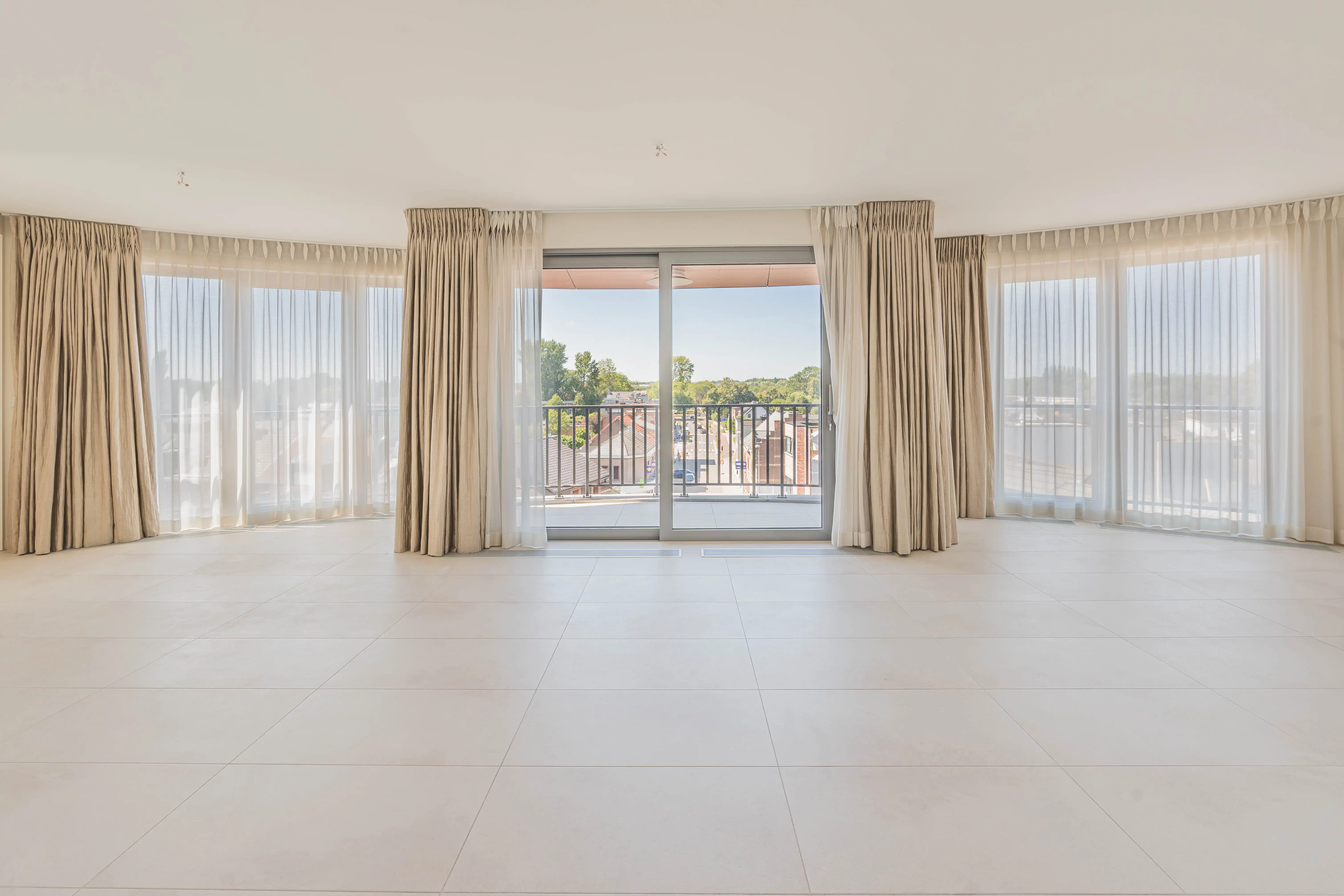 High-end serviceflat in hartje Willebroek foto 4