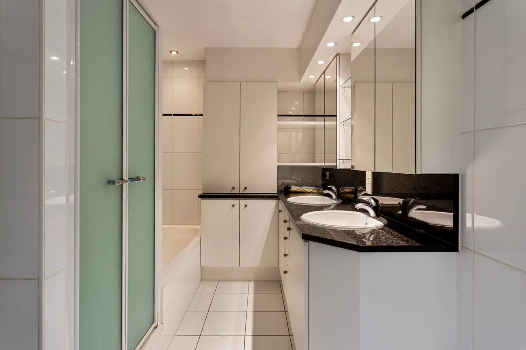 Handelspand met appartement  te koop in Heist-op-den-Berg! foto 41