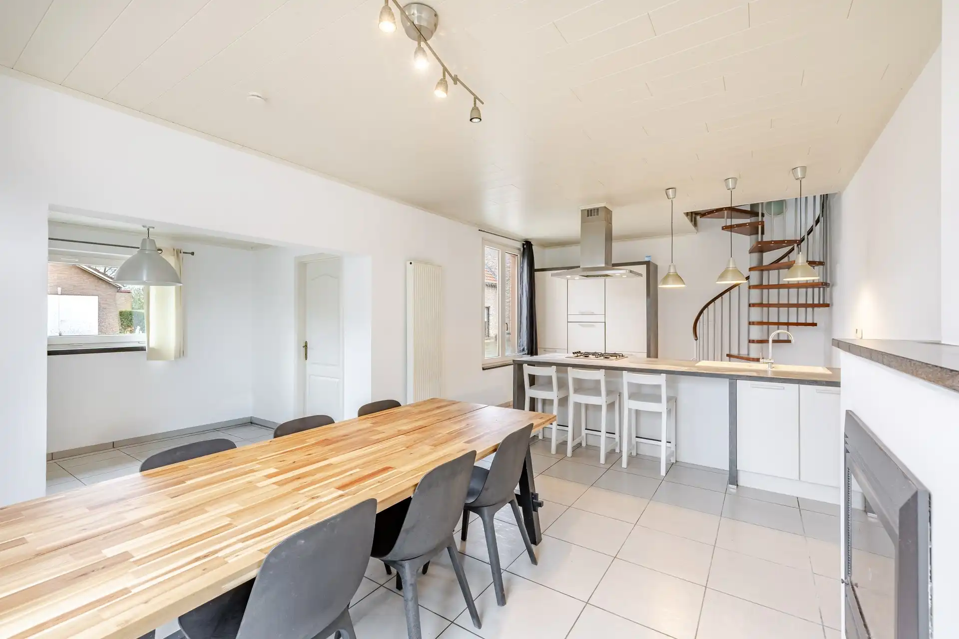 Instapklare starterswoning te Hofstade (Aalst) foto 2