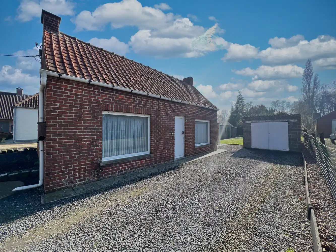 Landelijke woning op uniek perceel van ca. 1550 m² foto 14