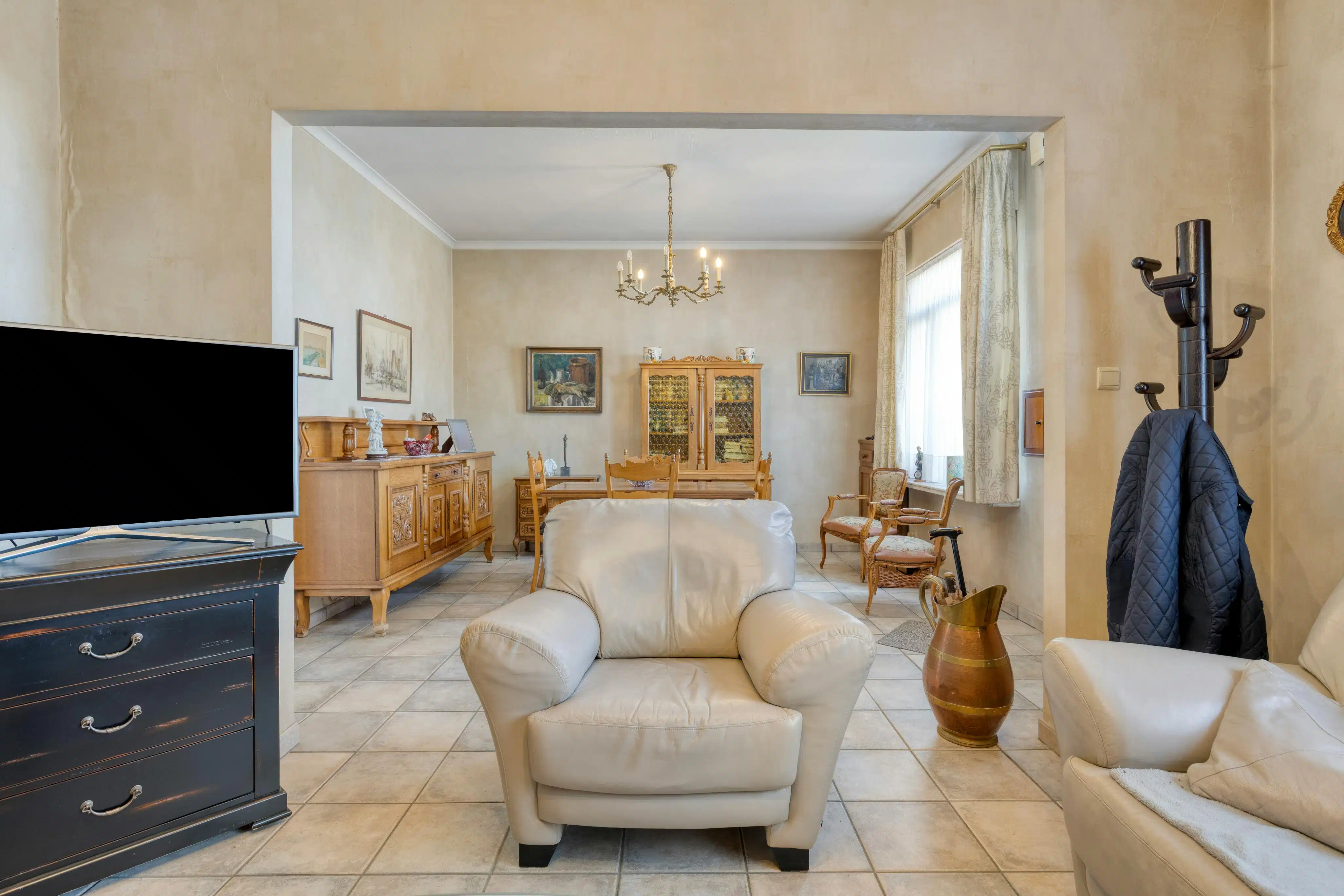 Herenwoning met 3 slaapkamers in het centrum van Veurne. foto 13