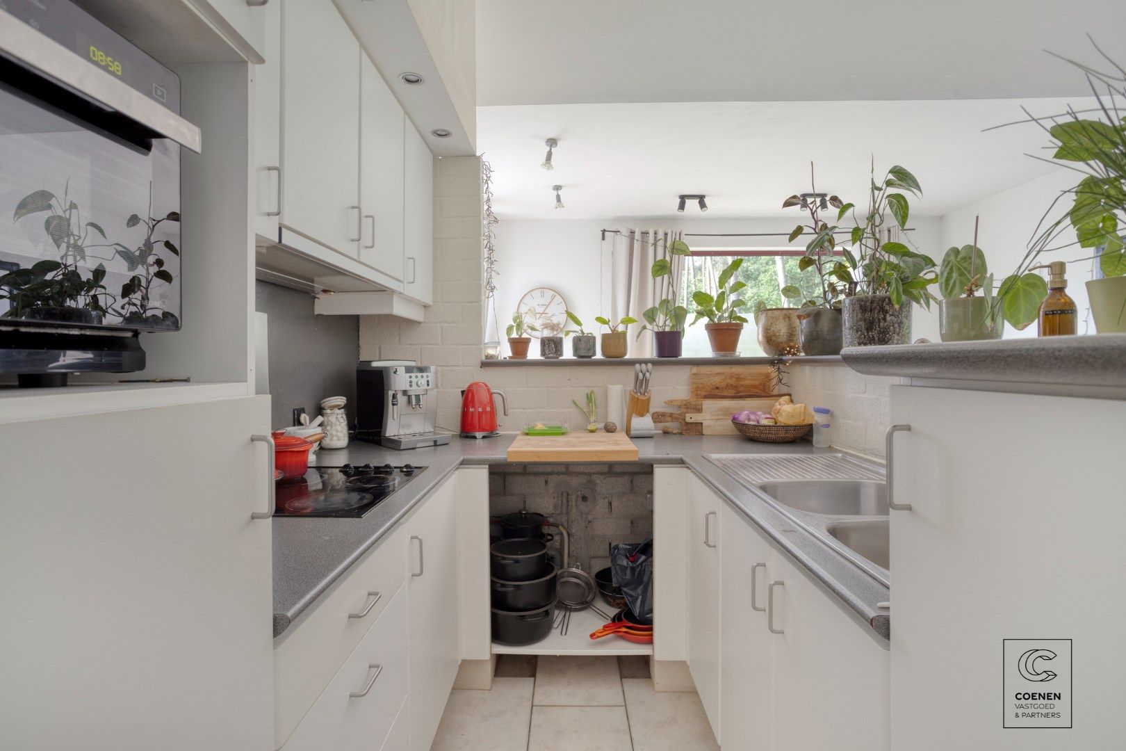 Laagbouw woning van 129 m² met drie slaapkamers op een schitterende ligging in Oelegem! foto 7