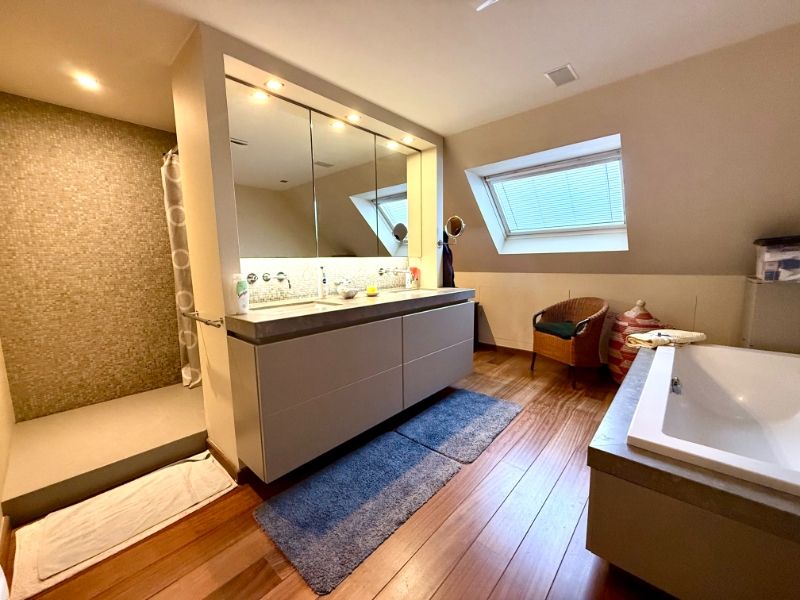 Rustig gelegen villa op circa 5000 vkm met alle comfort foto 28