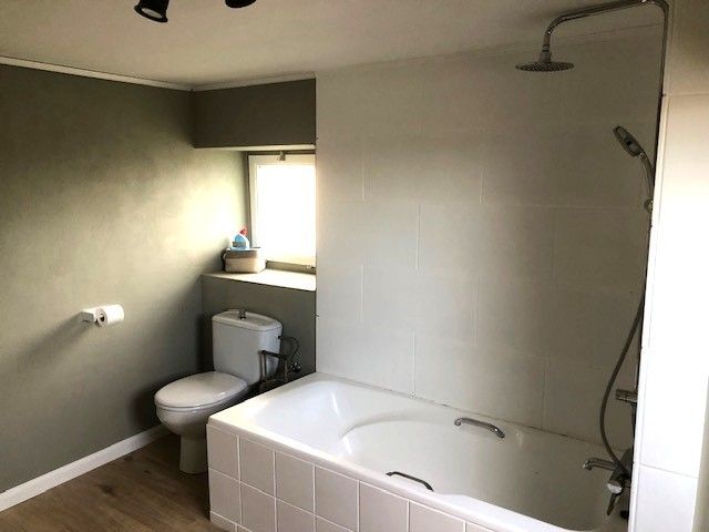 Landelijke woning te huur met zeer ruime tuin foto 13