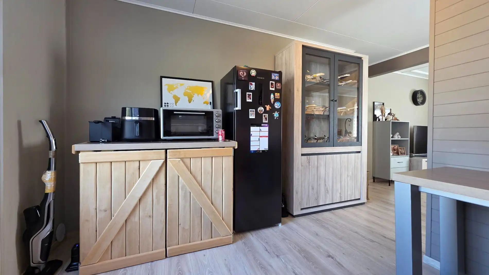 GELIJKVLOERSE WONING MET 1 SLPK TE TREMELO foto 3