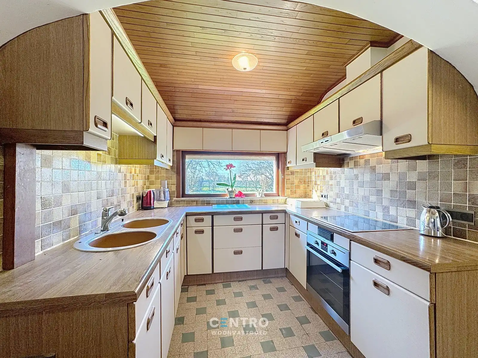 Uiterst CHARMANTE woning aan INTERESSANTE prijs te Brugge! foto 9