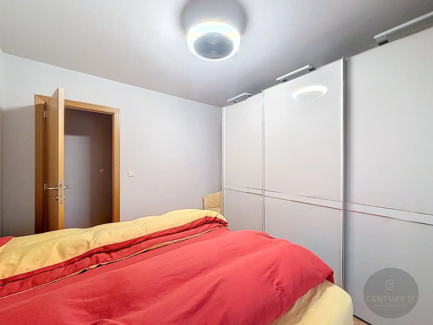 HOEKAPP op CENTRALE LIGGING! foto 16