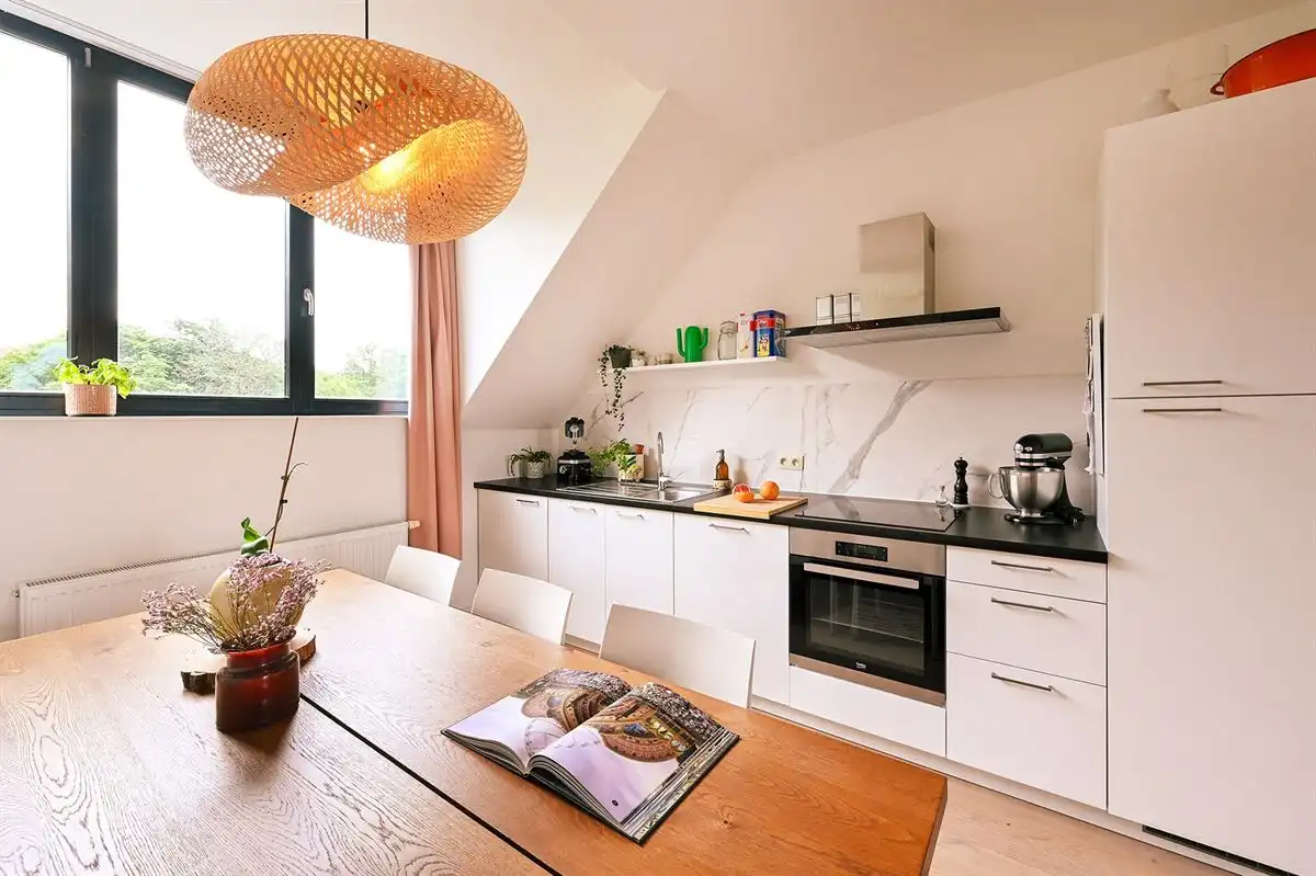 Unieke duplex met zonneterras in de gegeerde Harmoniewijk foto 6