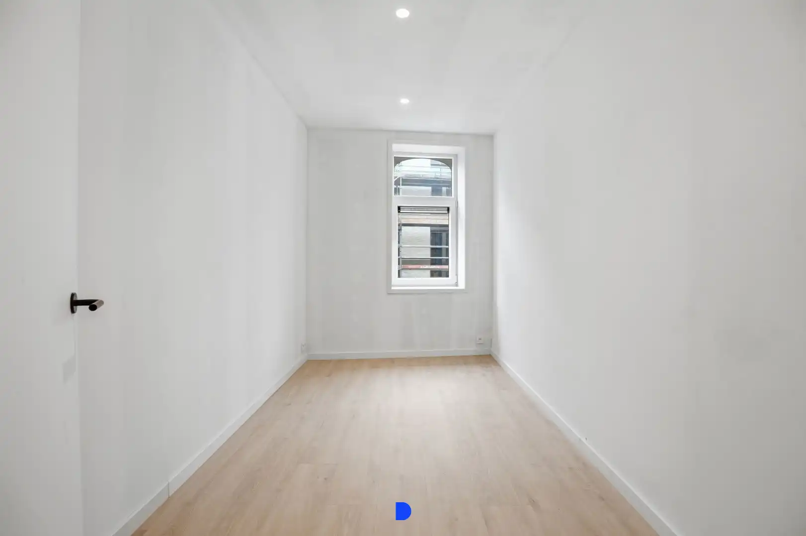 Instapklare woning met 4 slaapkamers en tuin foto 16