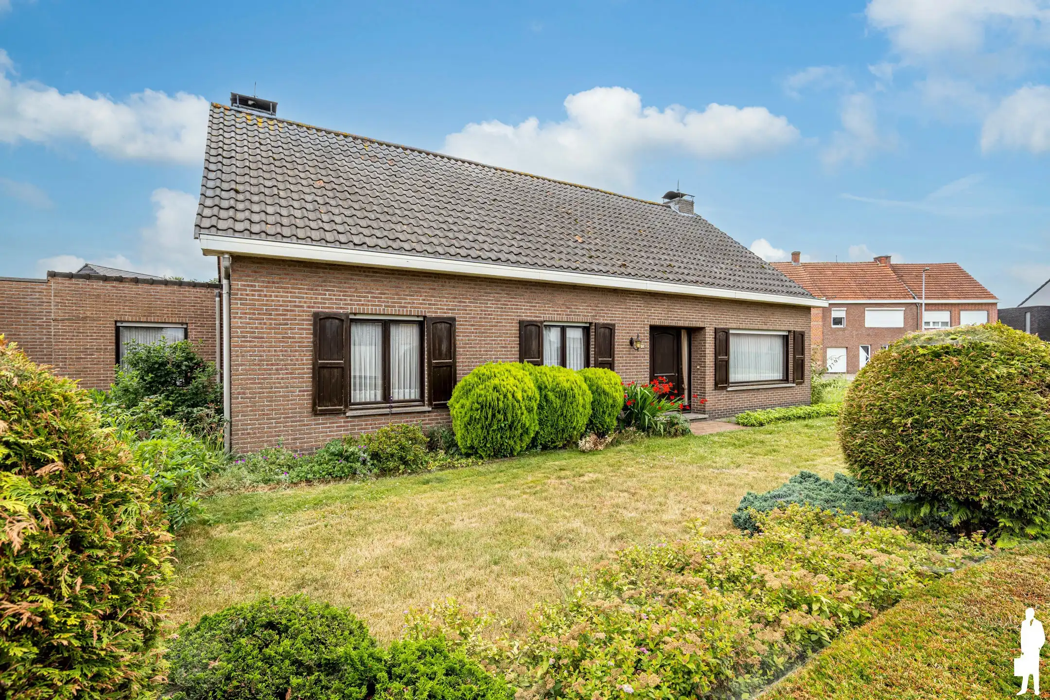 Op te frissen ééngezinswoning kort bij Nederlandse grens foto 2