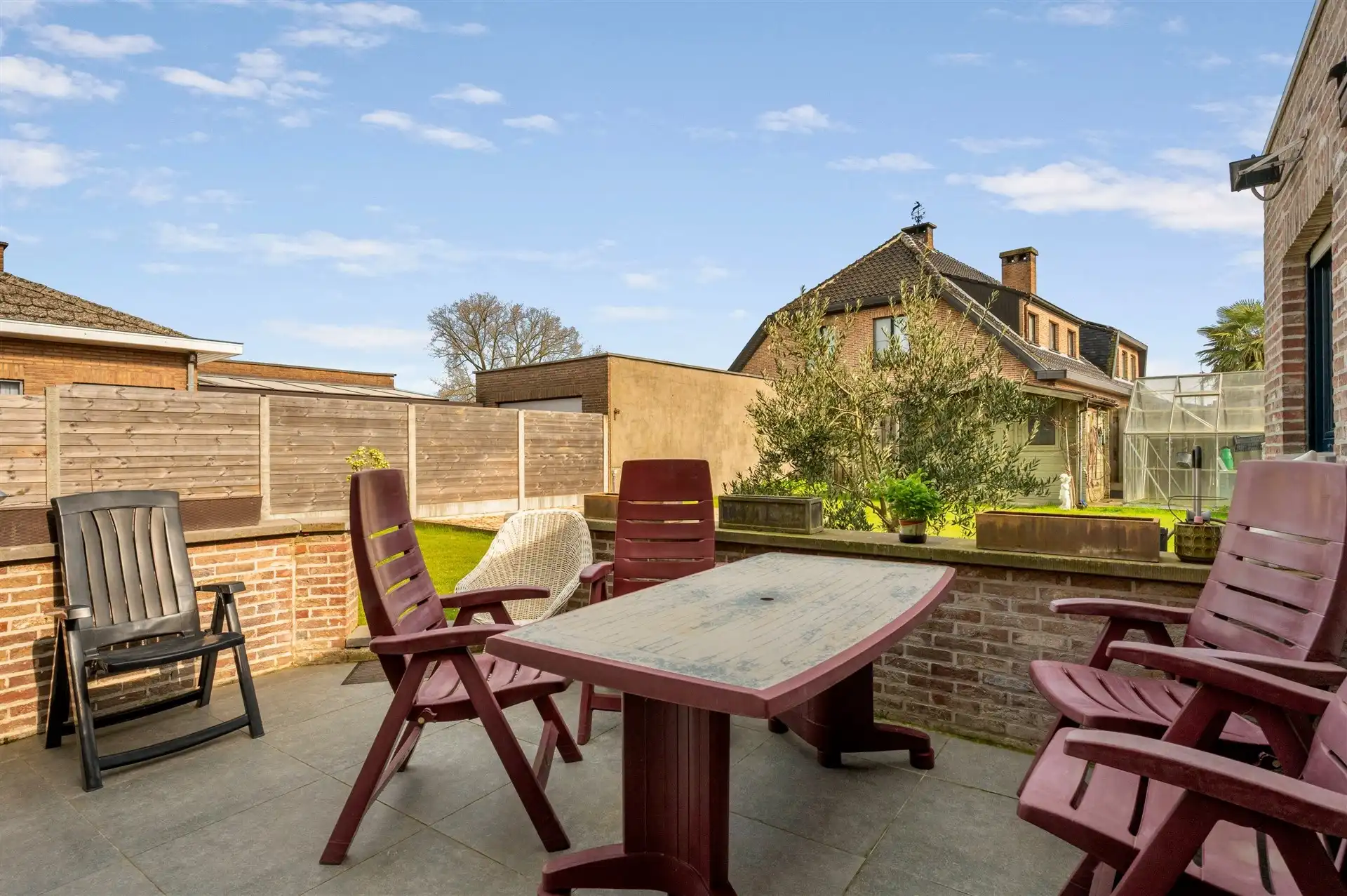 Uiterst charmante woning met 3 slpks, garage en tuin foto 20