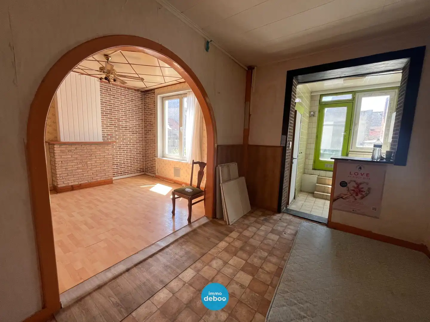 Opbrengsteigendom met groot pakhuis en 2 vergunde appartementen foto 13
