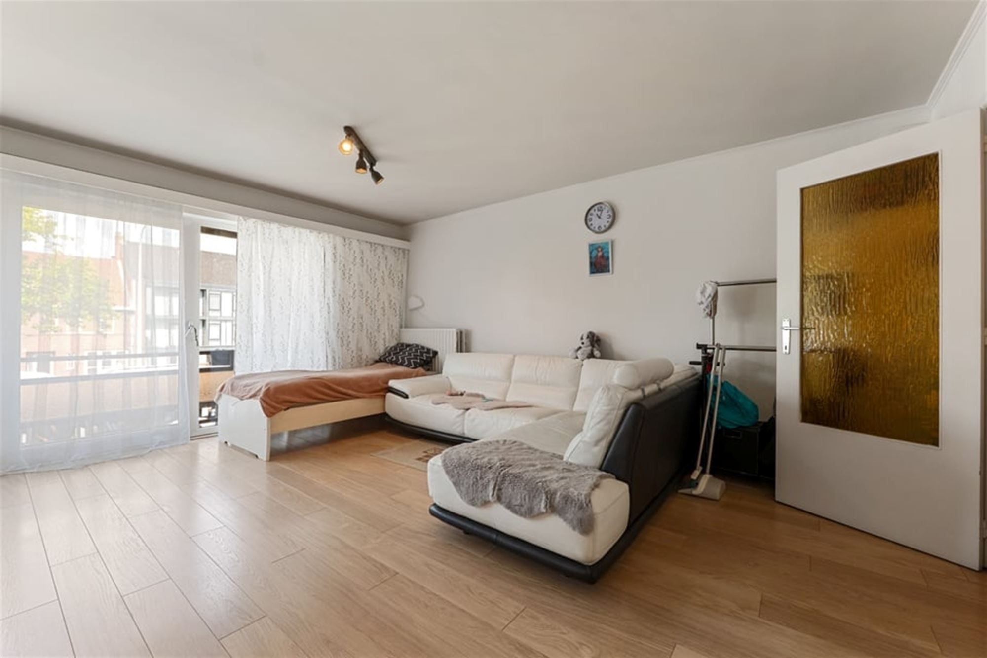 VERHUURD APPARTEMENT MET 2 SLKS IN HASSELT foto 7