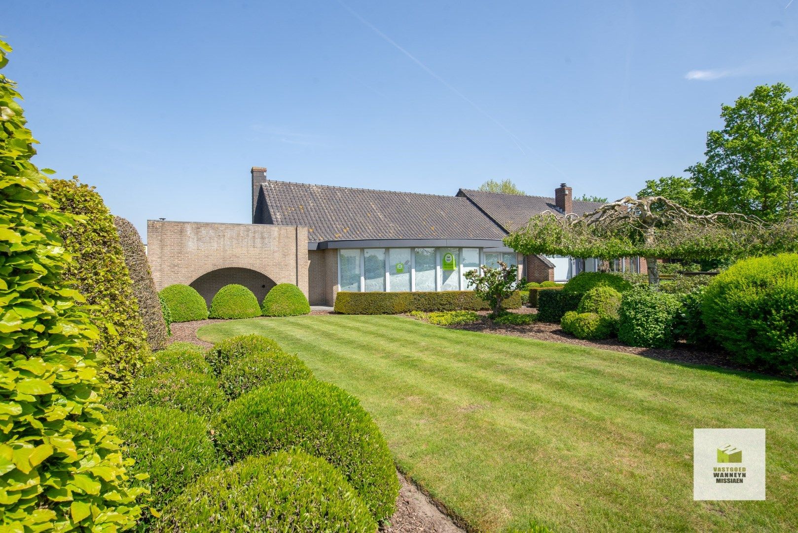 Woning met 4 slaapkamers, garage + bijgebouw +/- 220 m2 (incl verdieping) foto 24