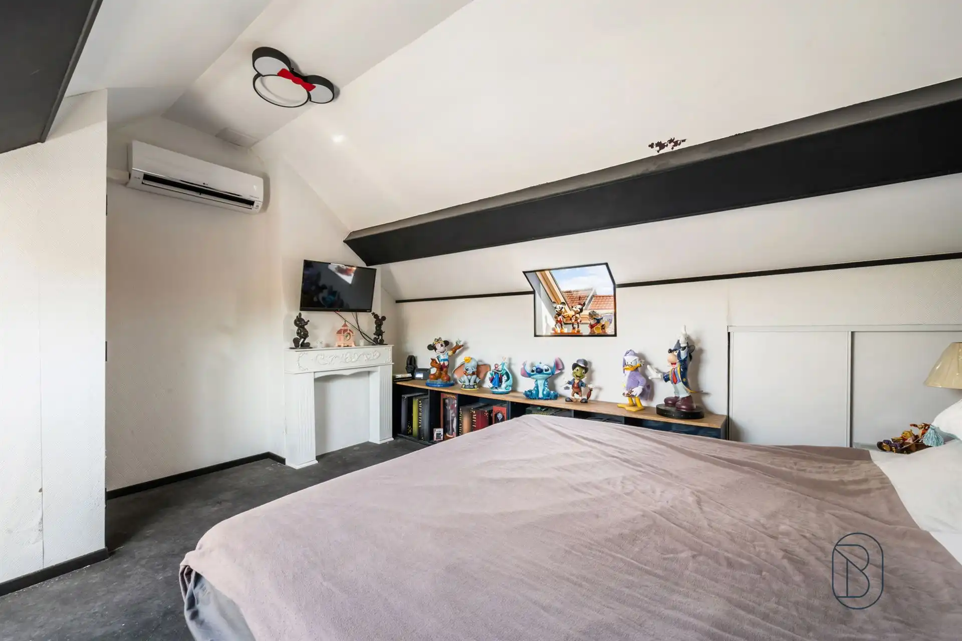 Volledig gerenoveerde woning in Luingne foto 15
