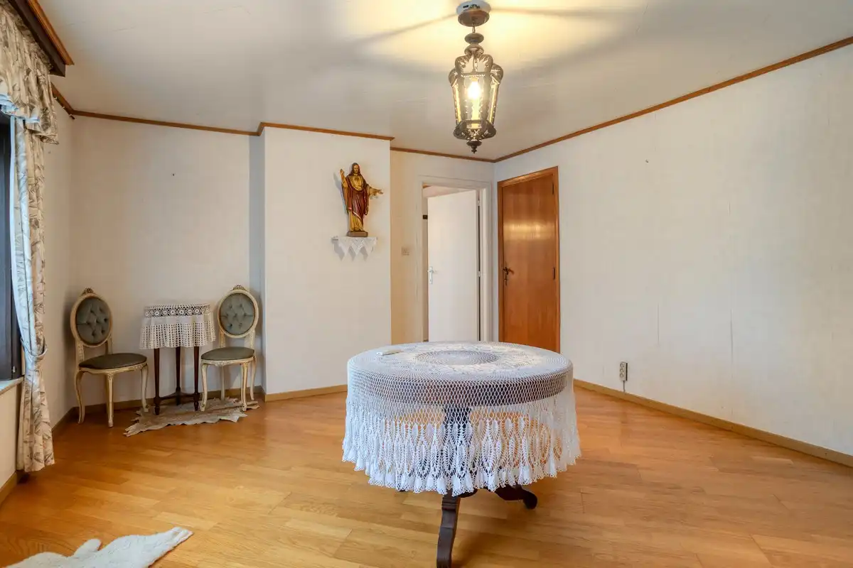 Te renoveren, ruime woning op 427 m2! foto 13