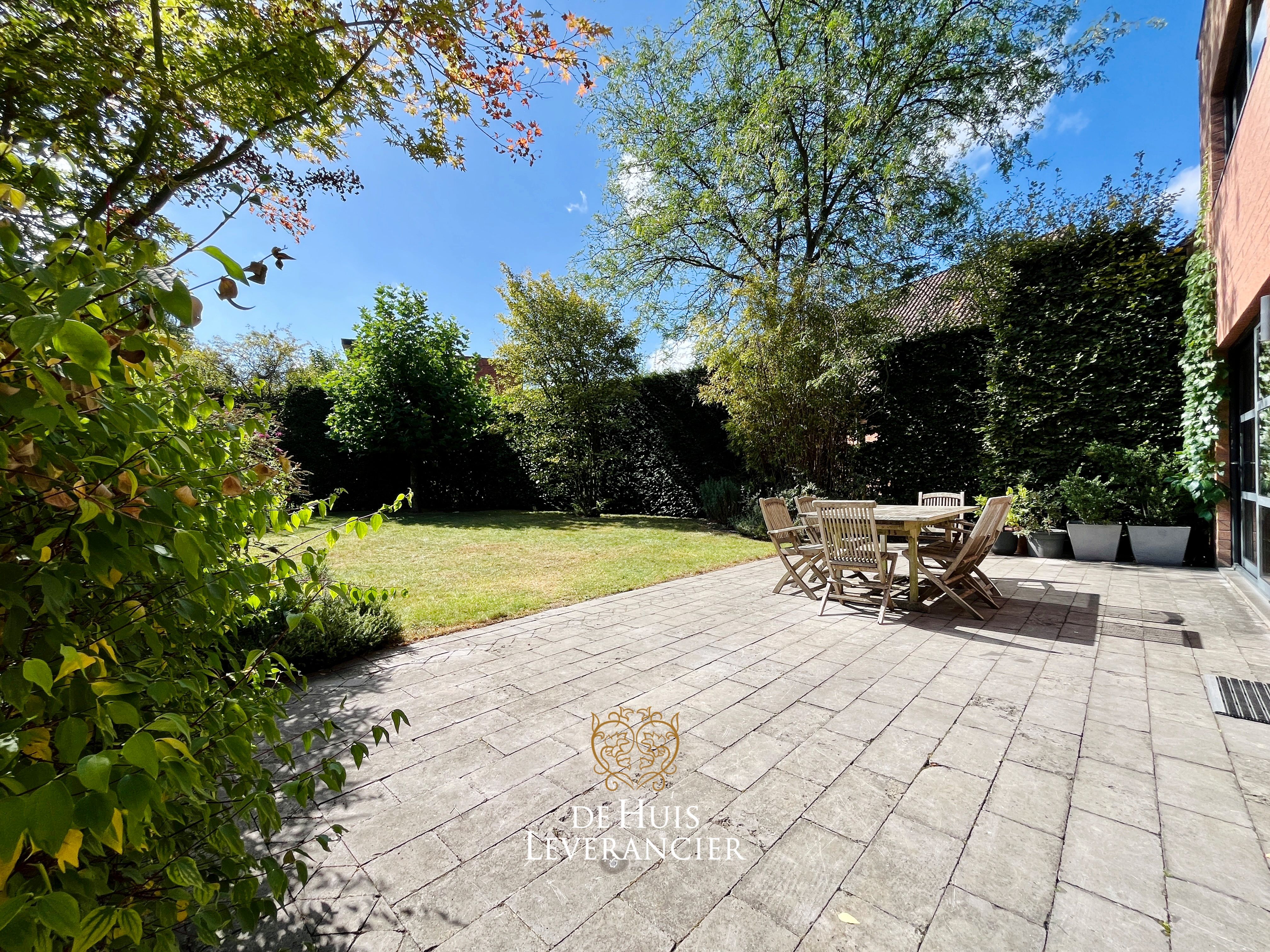 Hoeve bestaande uit 2 woningen met vele mogelijkheden (EPC B!) foto 4